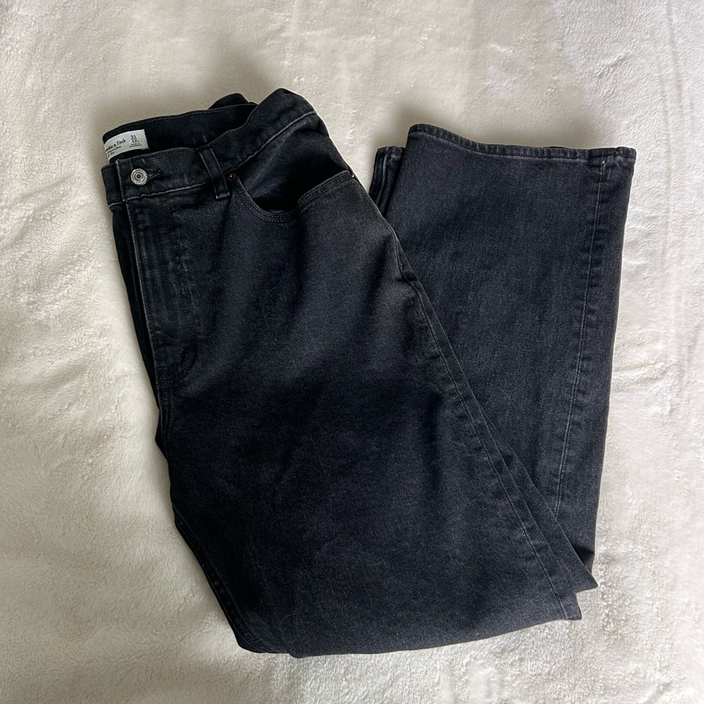 Abercrombie High Rise 90s Relaxed Jean